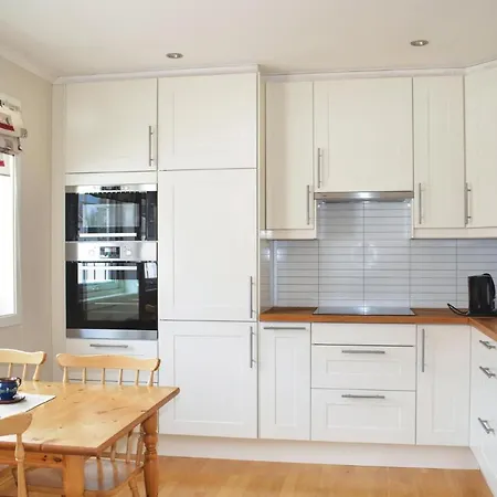 Lovely In With Kitchen *